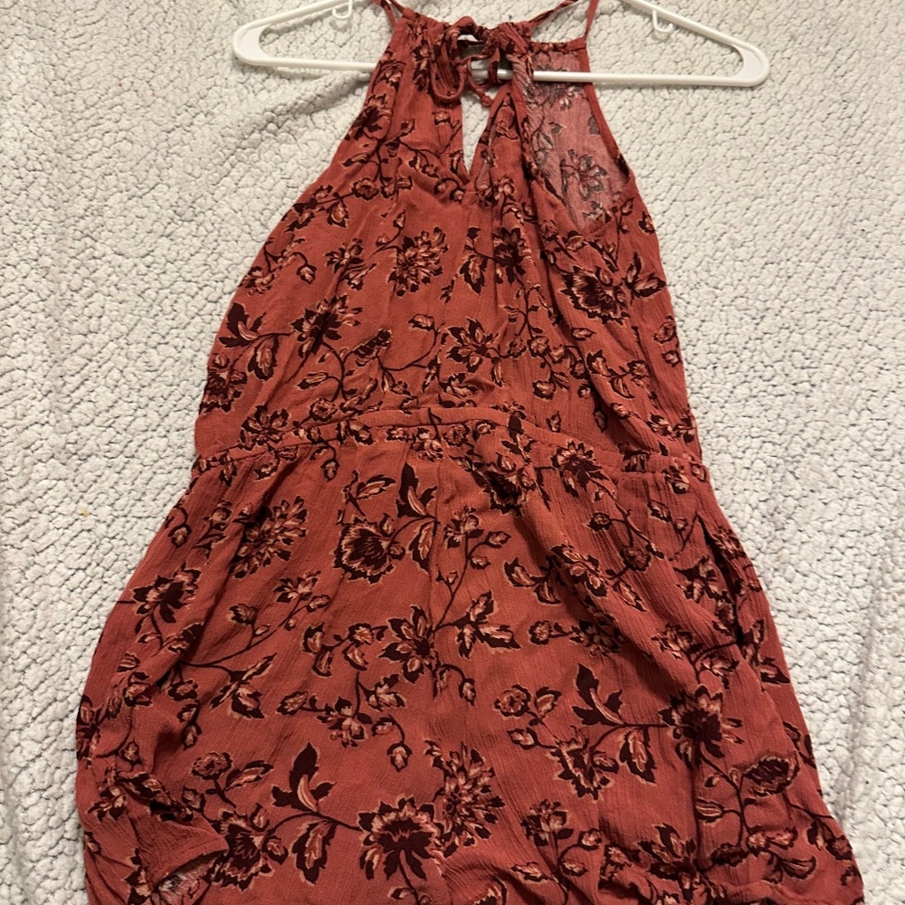 Aeropostale Burnt Orange Short Romper (Black Floral Patterned)